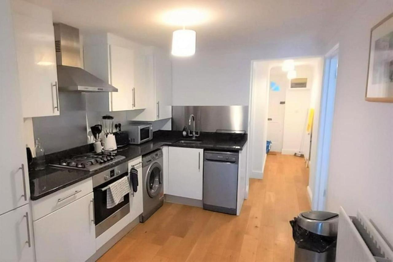 2 Bedroom Victorian Garden Flat London Exterior foto